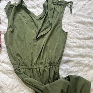 The North Face green jumper.